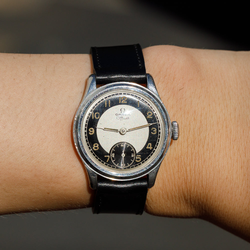 OMEGA Officer Bullseye Dial