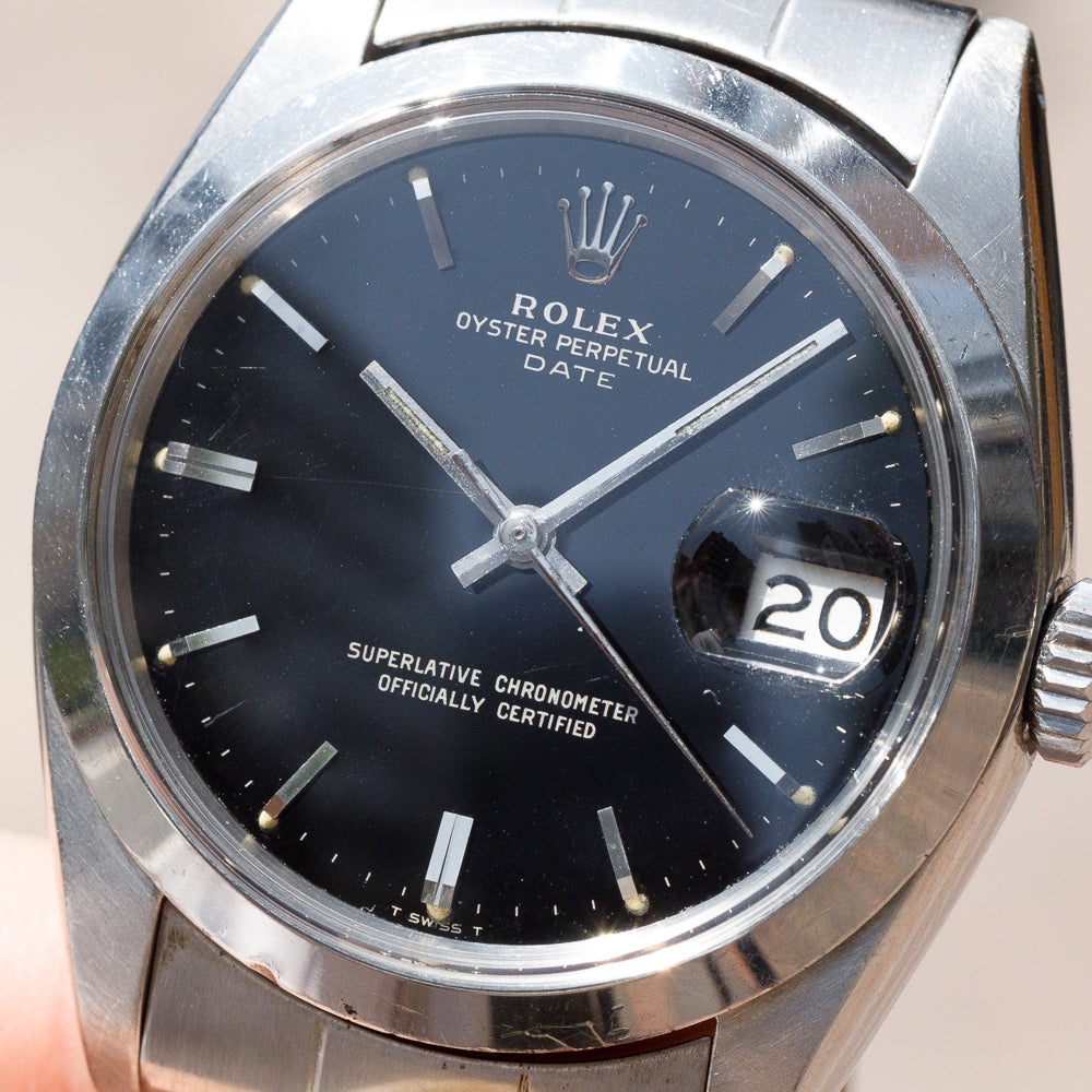 ROLEX OYSTER PERPETUAL DATE Ref.1500 Black Gilt Dial