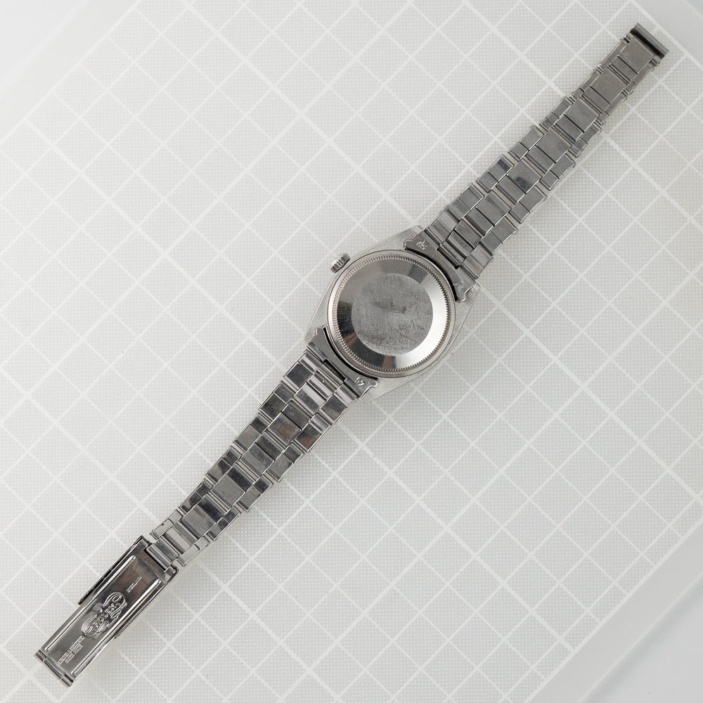 ROLEX OYSTER PERPETUAL DATE Ref.1500 Black Gilt Dial