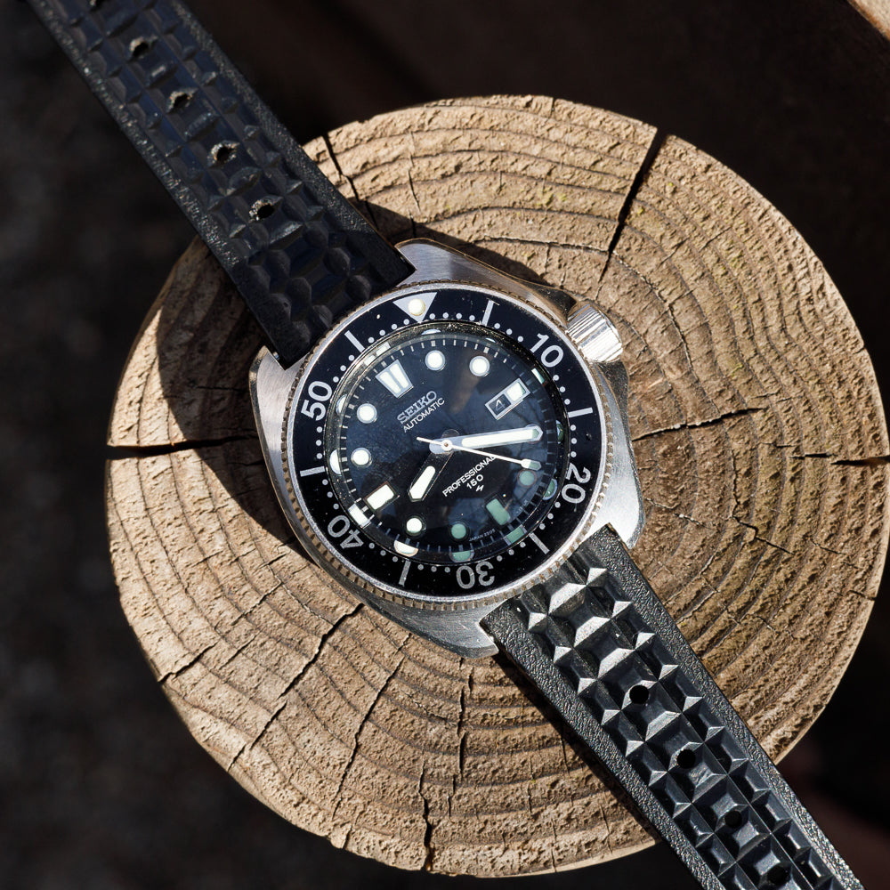 SEIKO 150m DIVER Ref.2205-0760 – TIMEANAGRAM