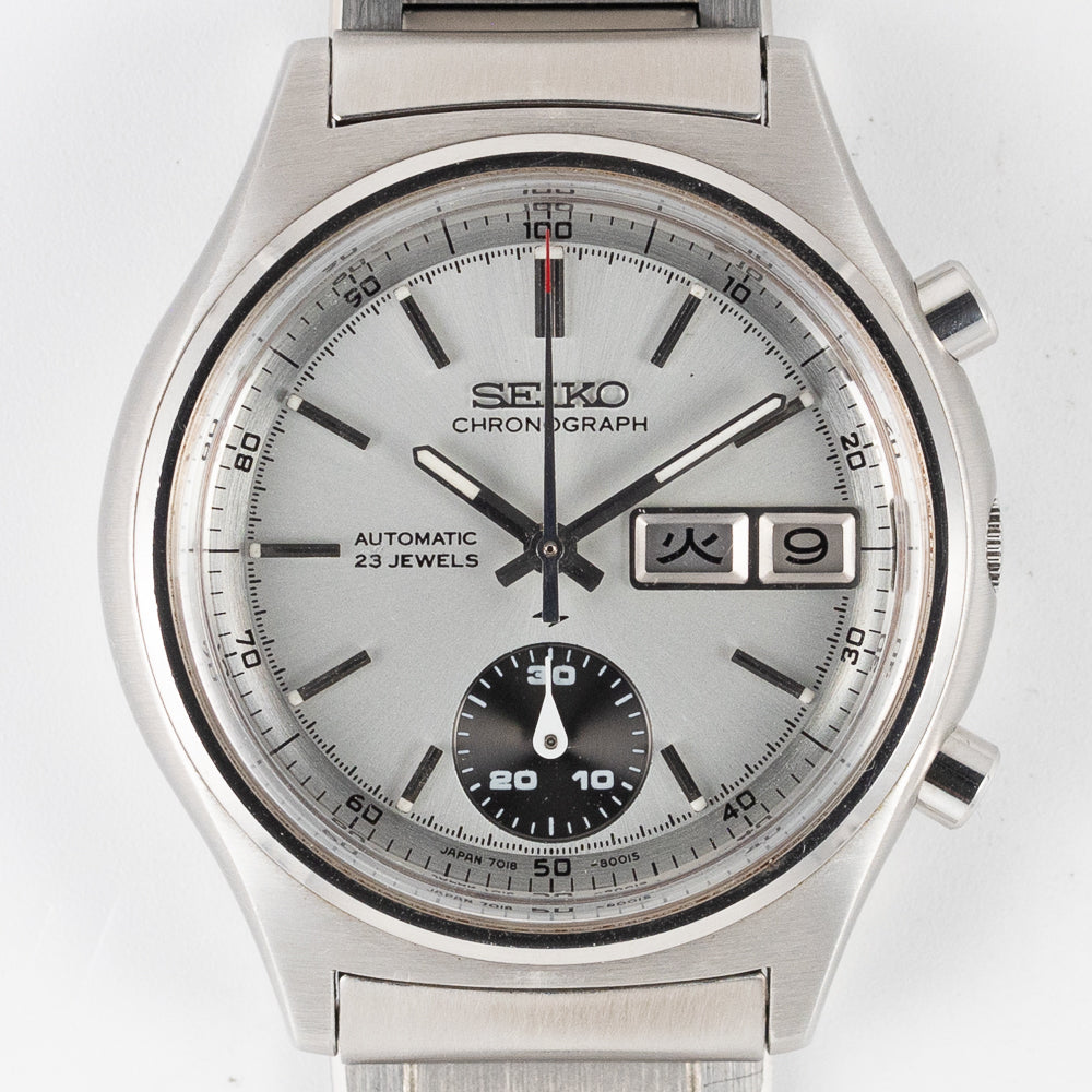 SEIKO CHRONOGRAPH REF.7018-8000 FLYBACK ONE EYED PANDA