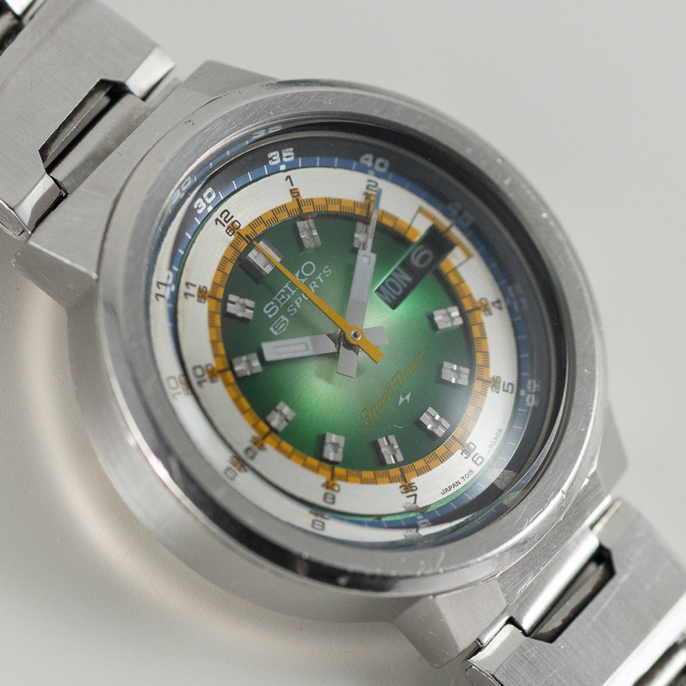 SEIKO 5 SPORTS SPEEDTIMER REF.7015-7020 Hulk – TIMEANAGRAM