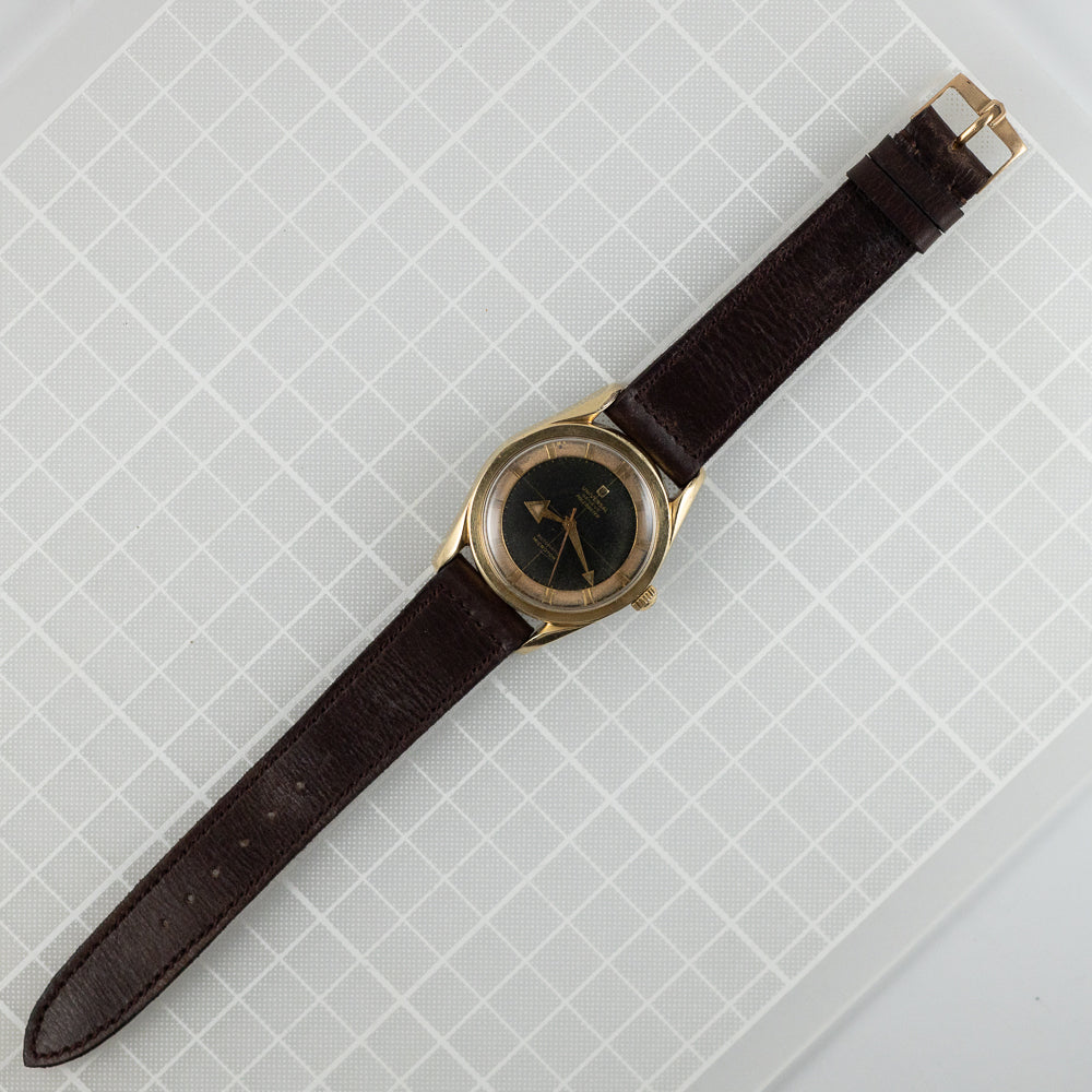 UNIVERSAL GENEVE POLEROUTER broad arrow