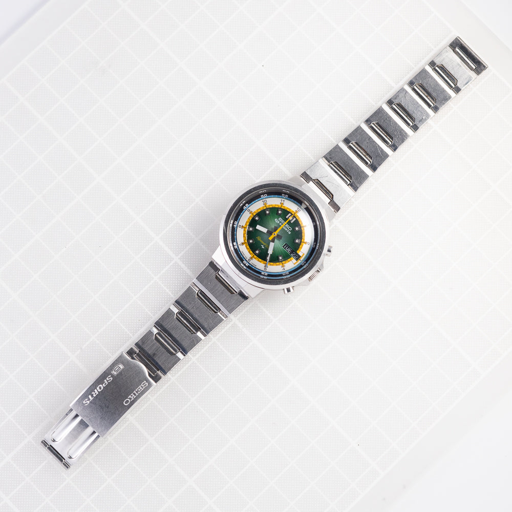 SEIKO 5 SPORTS SPEEDTIMER REF.7015-7020 Hulk – TIMEANAGRAM