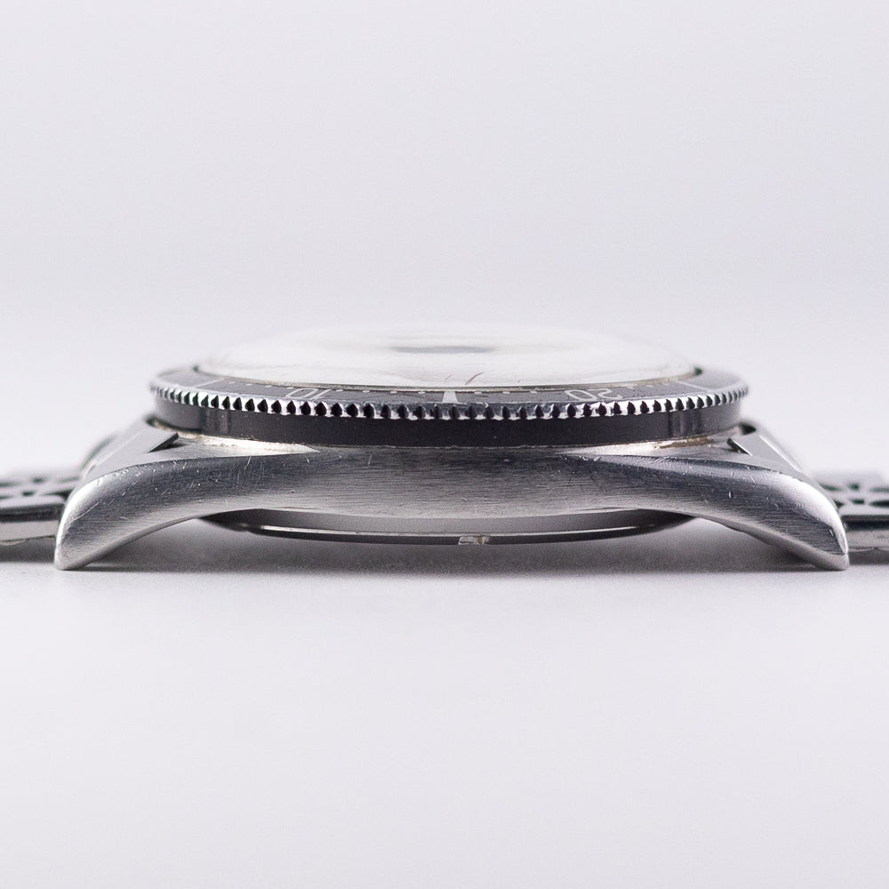 UNIVERSAL GENEVE POLEROUTER SUB Ref.204615/1
