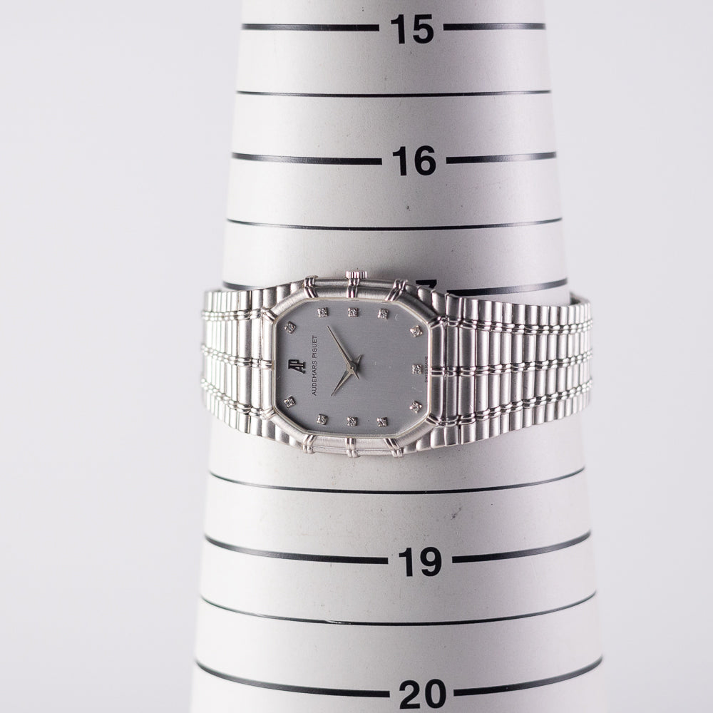 AUDEMARSPIGUET Bamboo Quartz with BOX