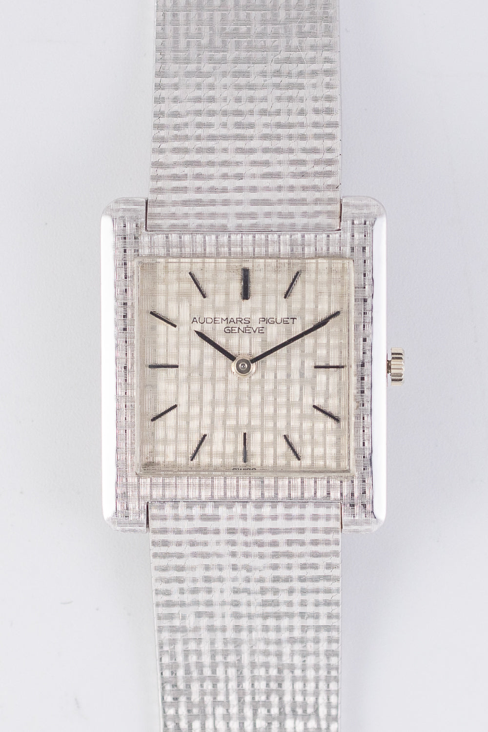 AUDEMARS PIGUET Ref.5263 TANK Chequered Dial with original bracelet