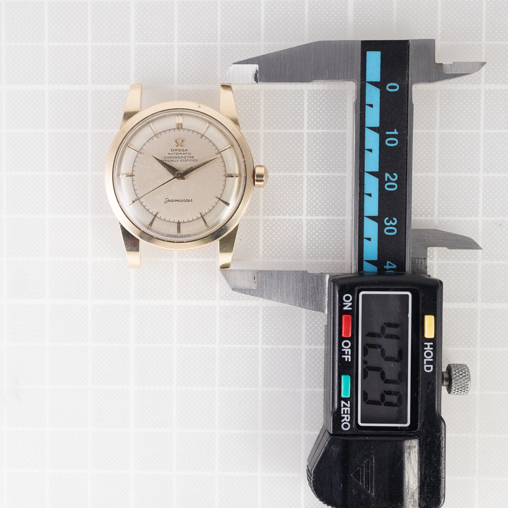 OMEGA Seamaster Chronometer Ref.2520 Bumper Cal.352 – TIMEANAGRAM