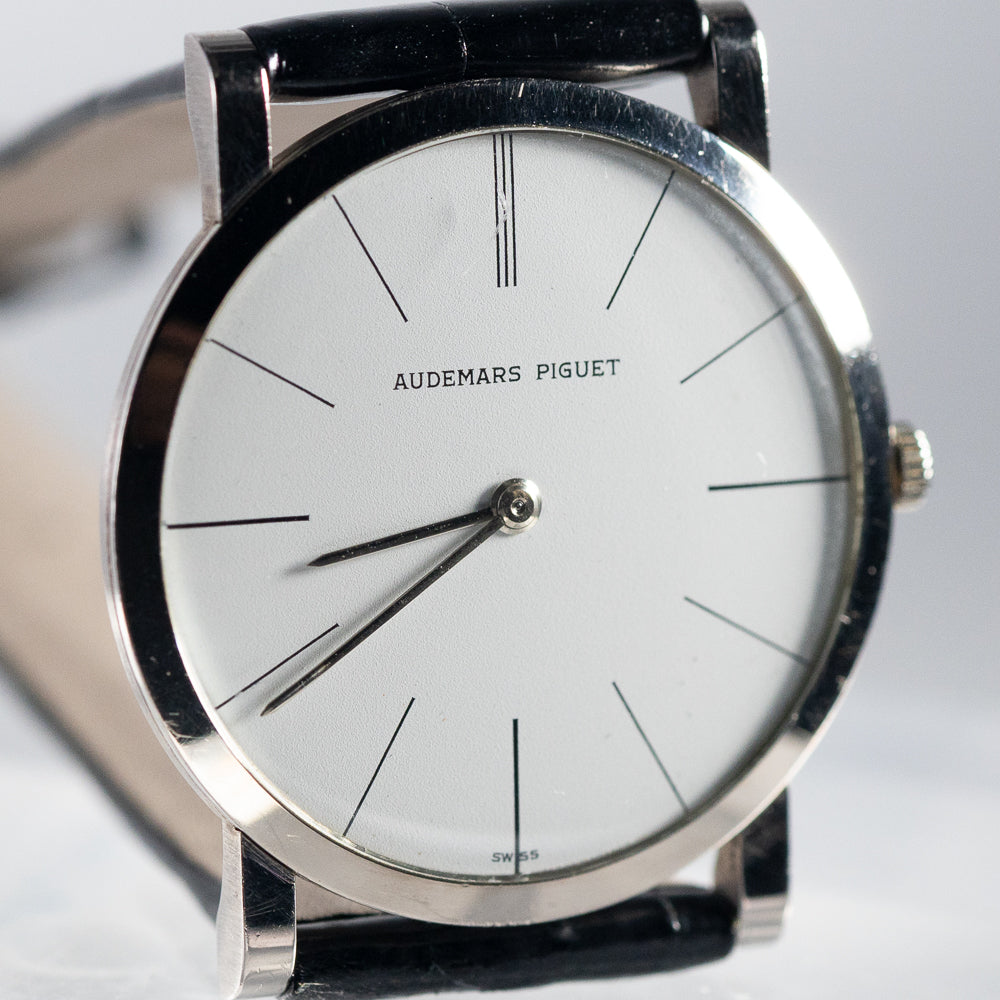 AUDEMARS PIGUET EXTRA FLAT