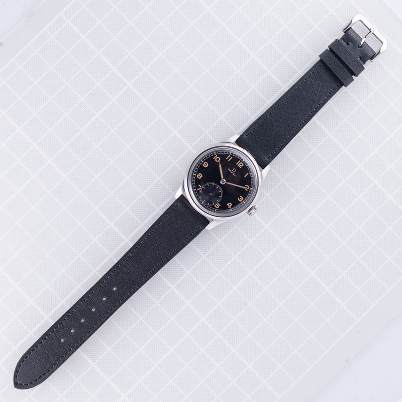 OMEGA Ref.2400 SUVERAN Mint Black Gilt Dial