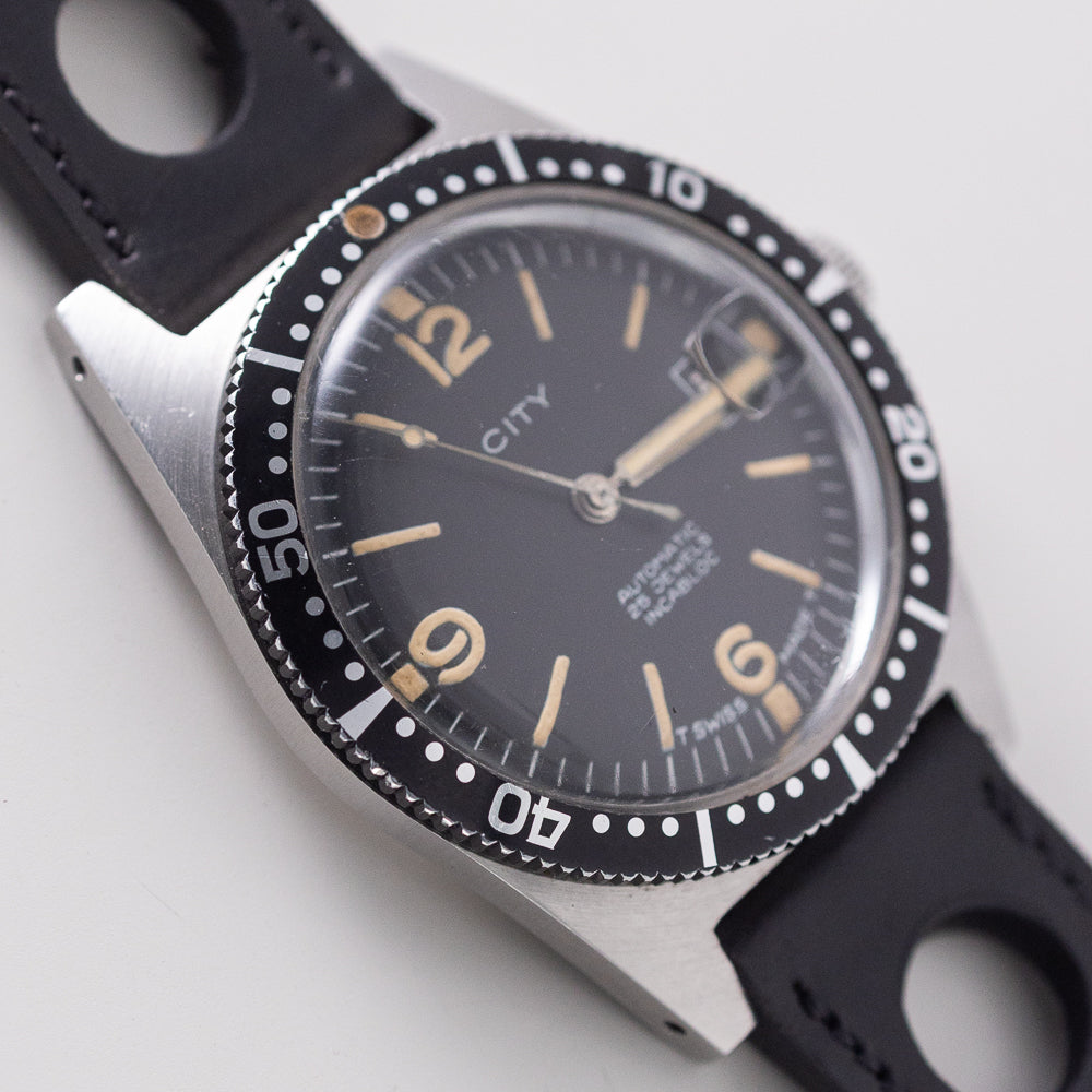 CITY 200m SKIN DIVER