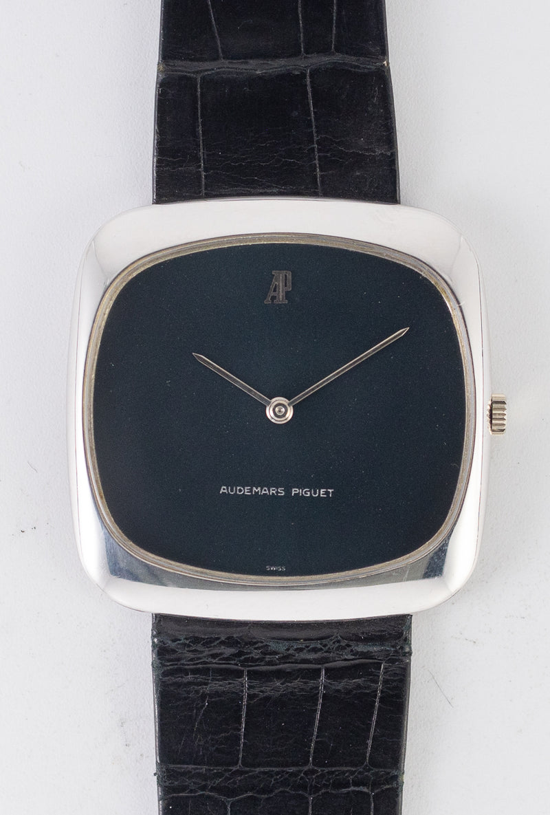 AUDEMARS PIGUET TV Screen NEW OLD STOCK