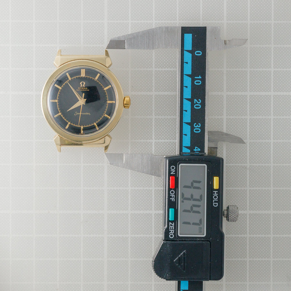 OMEGA Seamaster Ref.14350-2SC Hooded Lugs Black Gilt Dial Bumper