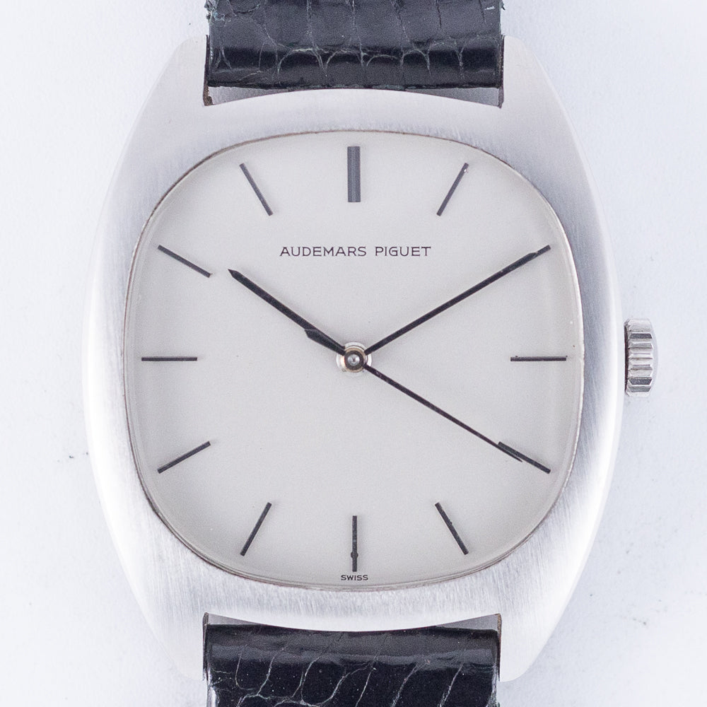 AUDEMARS PIGUET Ref.5369 Tonneau NEW OLD STOCK WITH TAGS