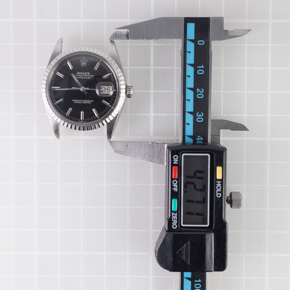ROLEX DATEJUST Ref.1603 Glossy Black Gilt Dial