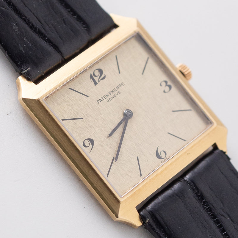 PATEK PHILIPPE Linen Dial Ref.3526