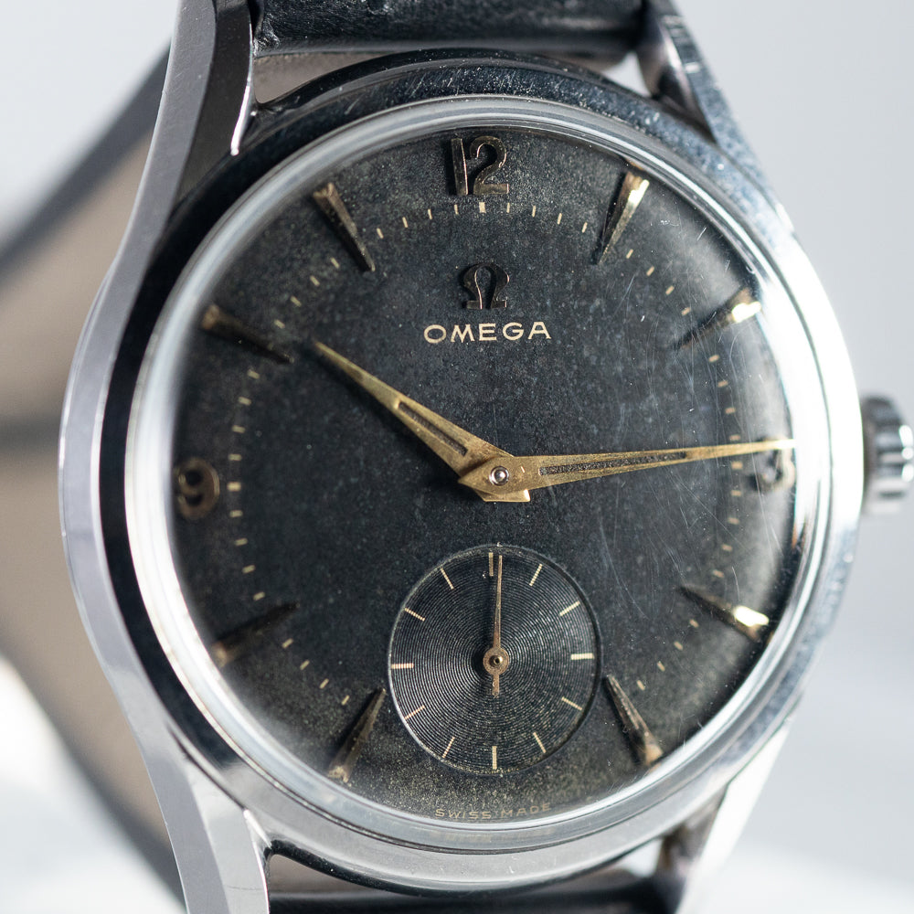 OMEGA Cal.267 Black Gilt Dial Ref.2891 – TIMEANAGRAM