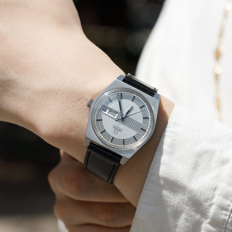 OMEGA Geneve Racing Dial Ref.166.0120 – TIMEANAGRAM