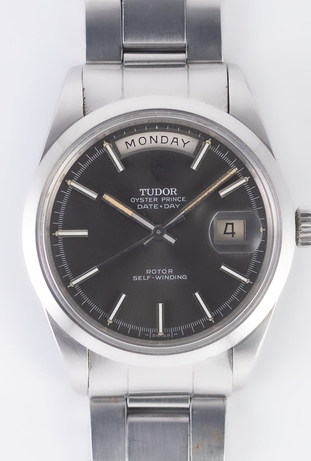 TUDOR – TIMEANAGRAM