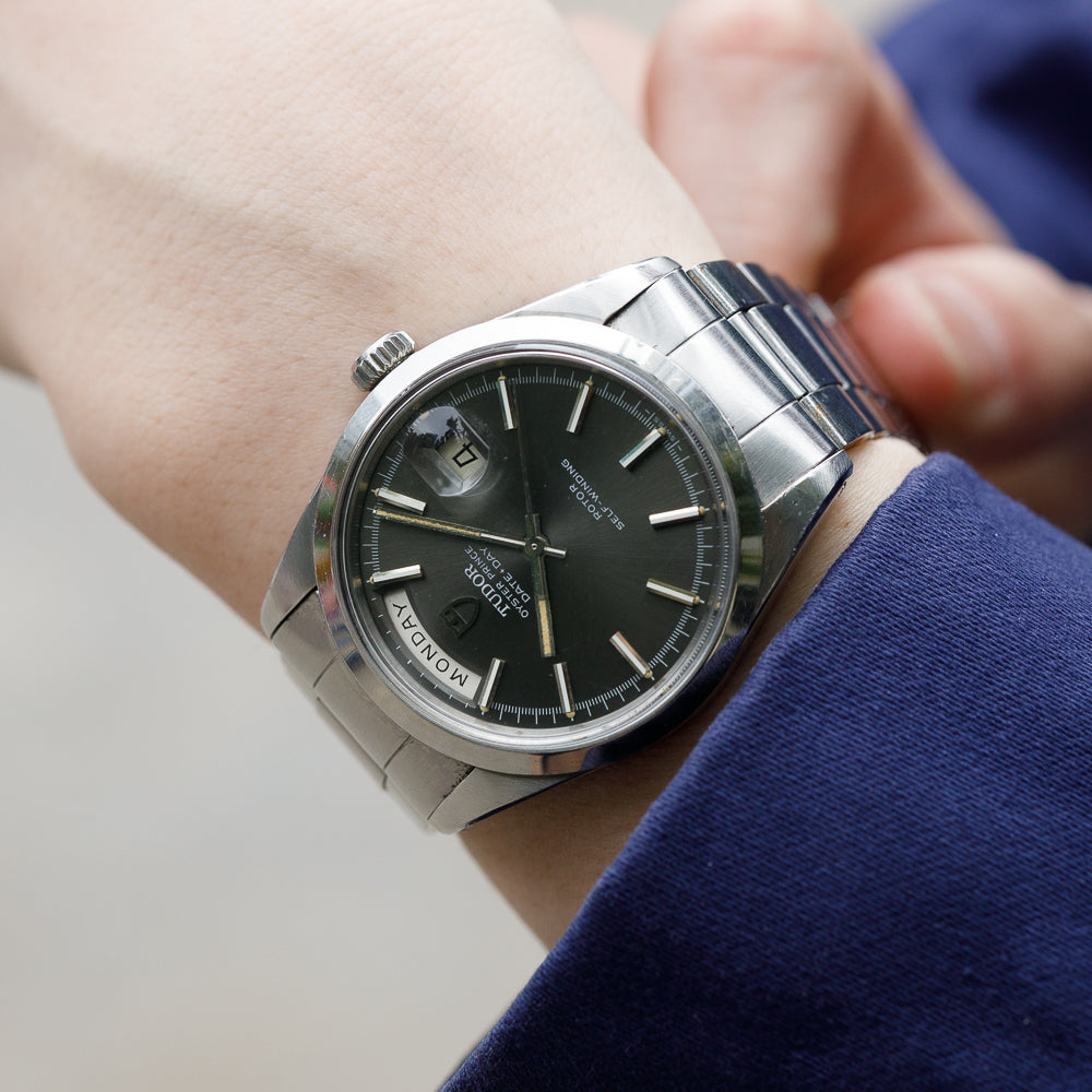 TUDOR OYSTER DATE-DAY GREY DIAL Ref.7017/0 – TIMEANAGRAM