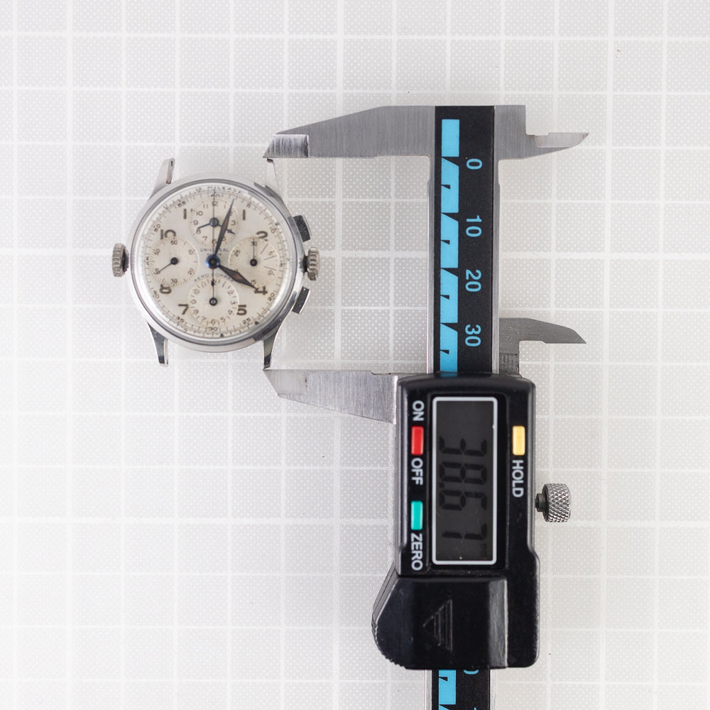 UNIVERSAL GENEVE AERO-COMPAX Ref.22285