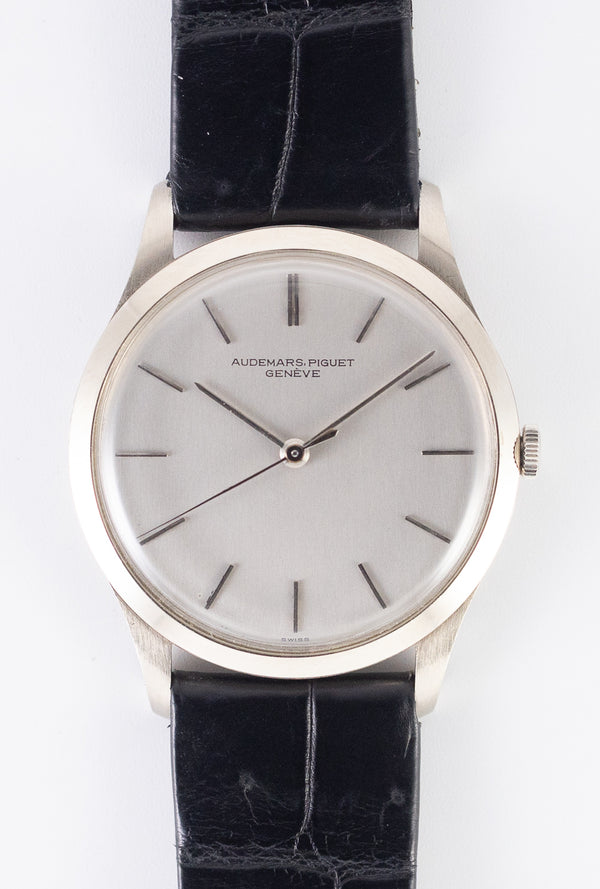 AUDEMARS PIGUET 18K White Gold Cal.2002 MINT w.box papers