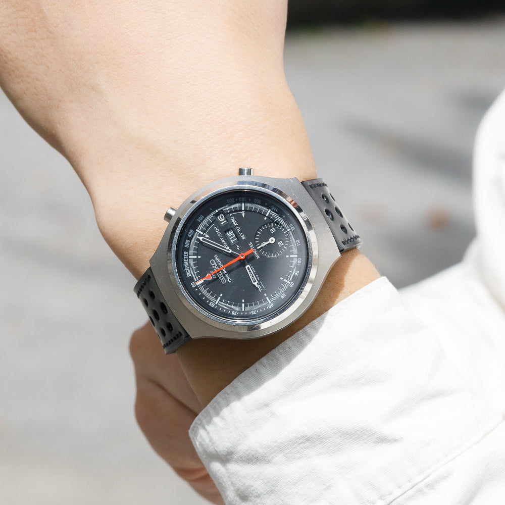 JAPANESE TIMEPIECES – TIMEANAGRAM