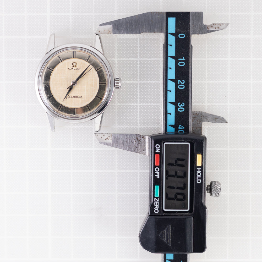 OMEGA Seamaster Tuxedo Mirror and Linen Ref.14390