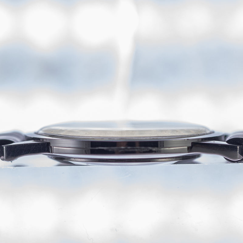 UNIVERSAL GENEVE  ALTESSE Extra Flat Ref.842 101