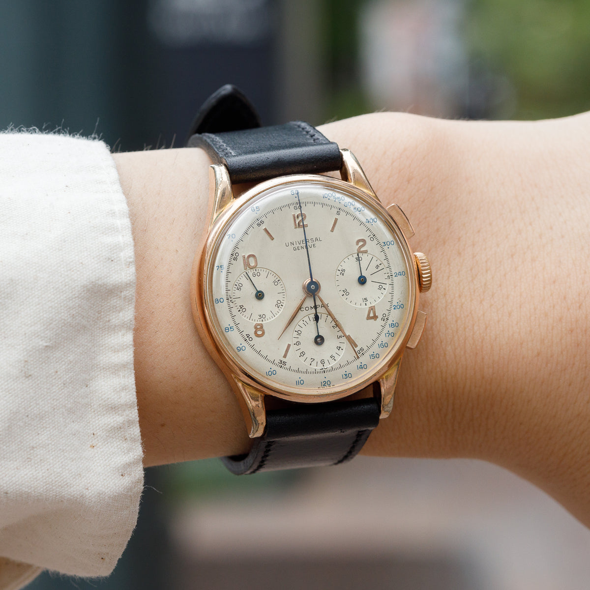 UNIVERSAL GENEVE COMPAX
