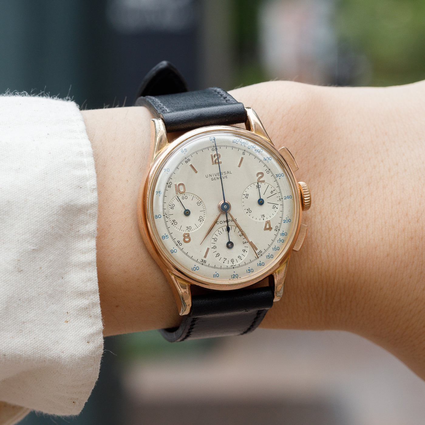 UNIVERSAL GENEVE COMPAX – TIMEANAGRAM
