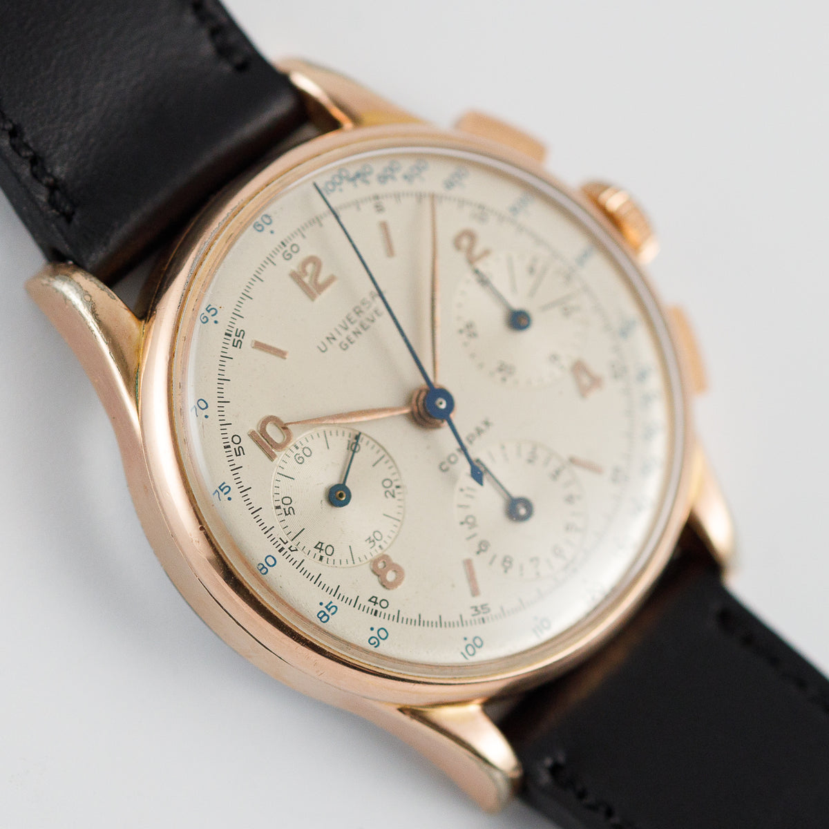 UNIVERSAL GENEVE COMPAX
