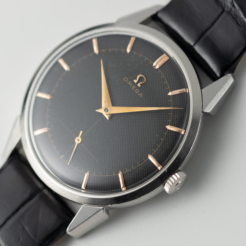 OMEGA Ref.2742 Black Guilloche Dial