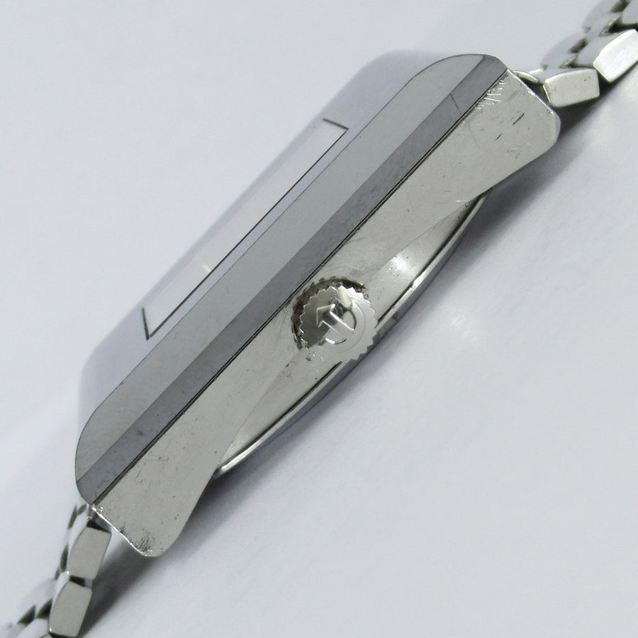 RADO – TIMEANAGRAM