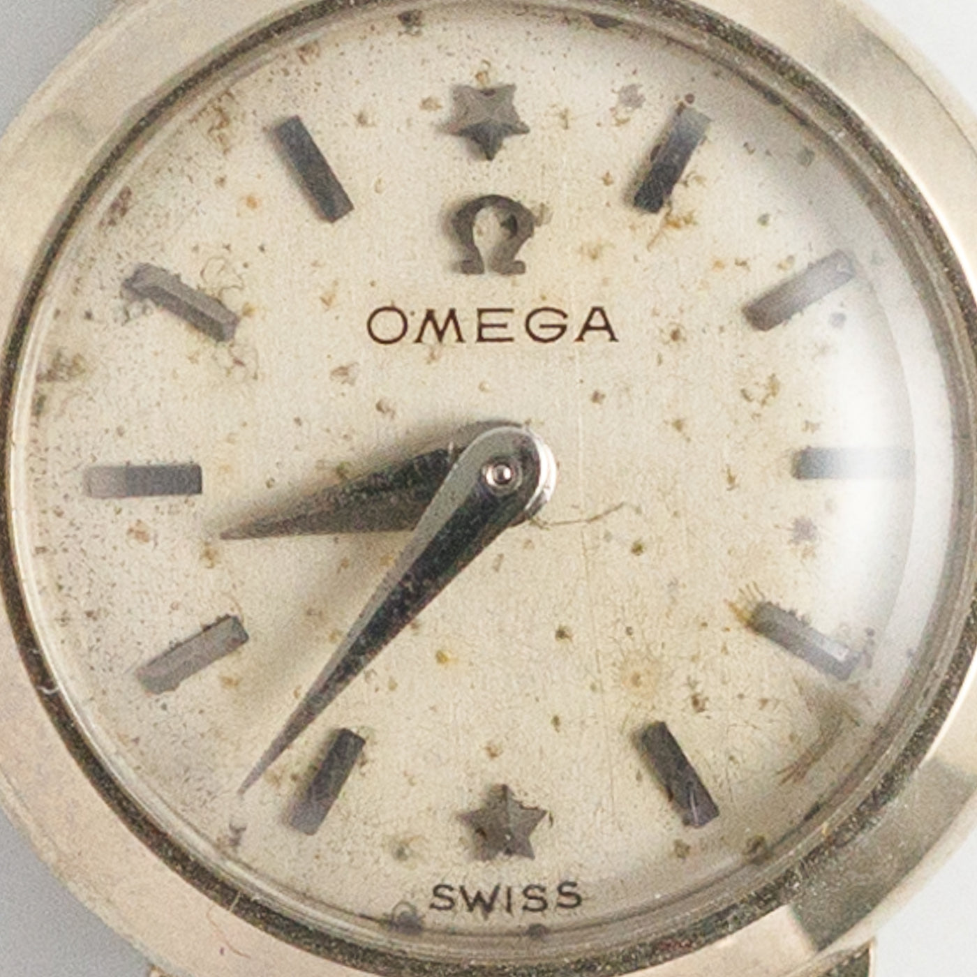 OMEGA アナログ時計 ホワイトダイヤル オメガ“ホワイトダイヤル”の腕時計「スピードマスター ムーンウォッチ