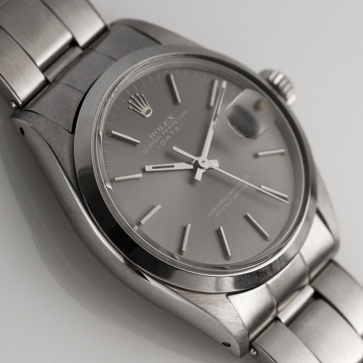 ROLEX OYSTER PERPETUAL DATE Ref.1500 Gray Dial