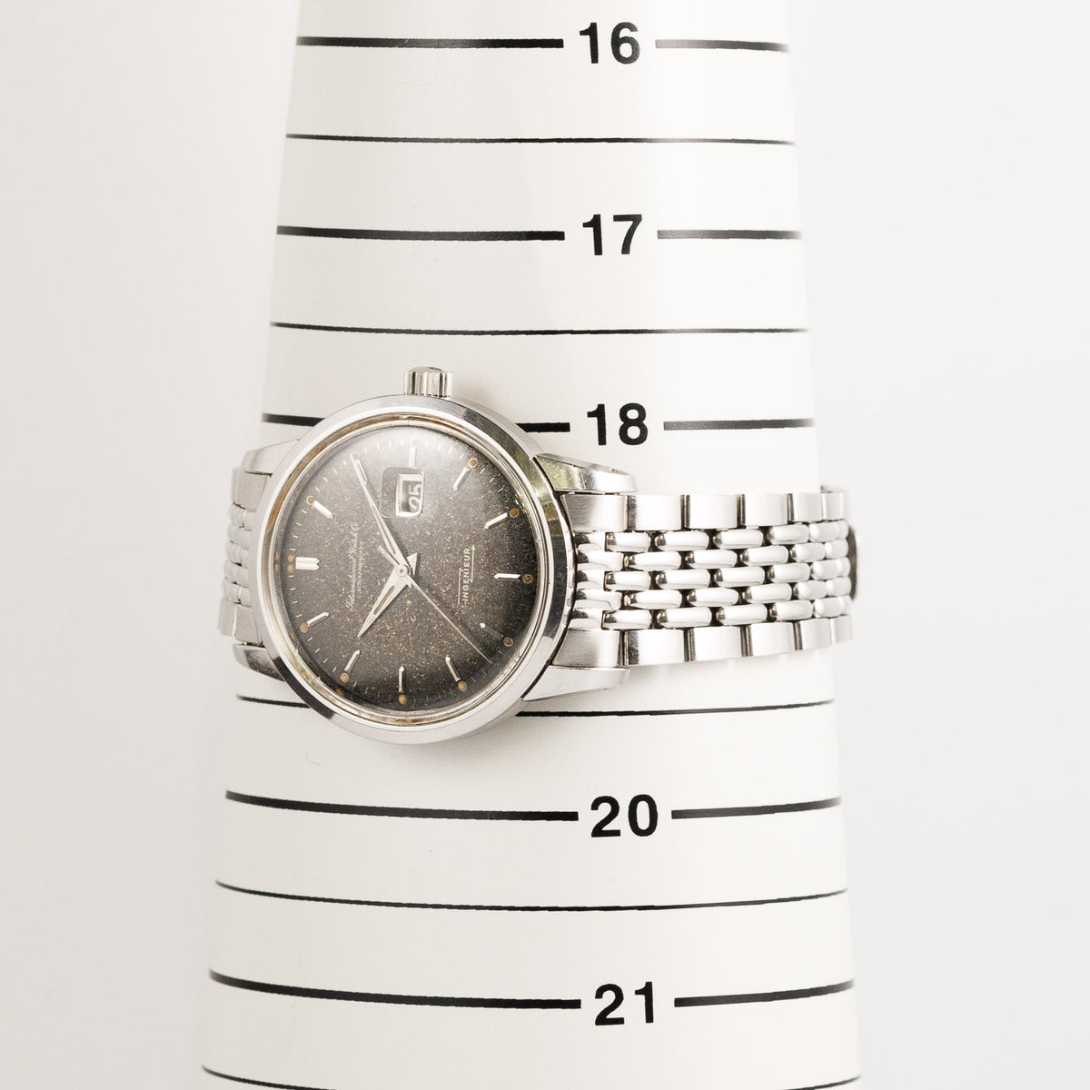 IWC INGENIEUR Ref.666 Black Gilt Dial