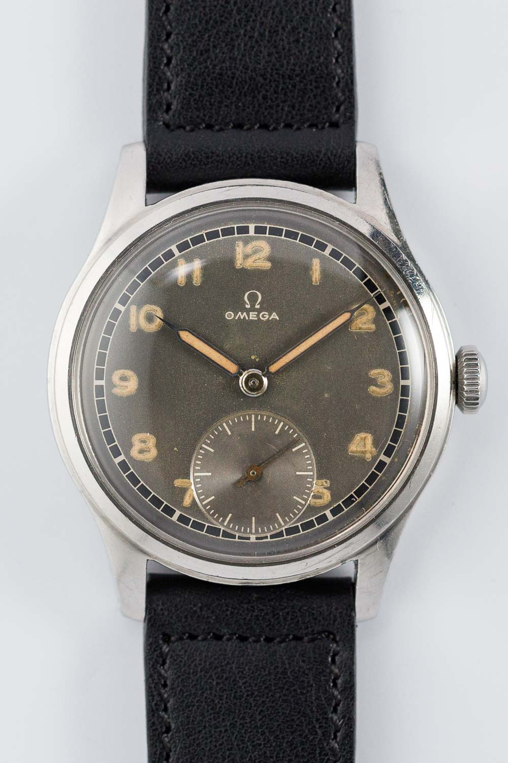 OMEGA Ref.2400 SUVERAN by Government of Sweden