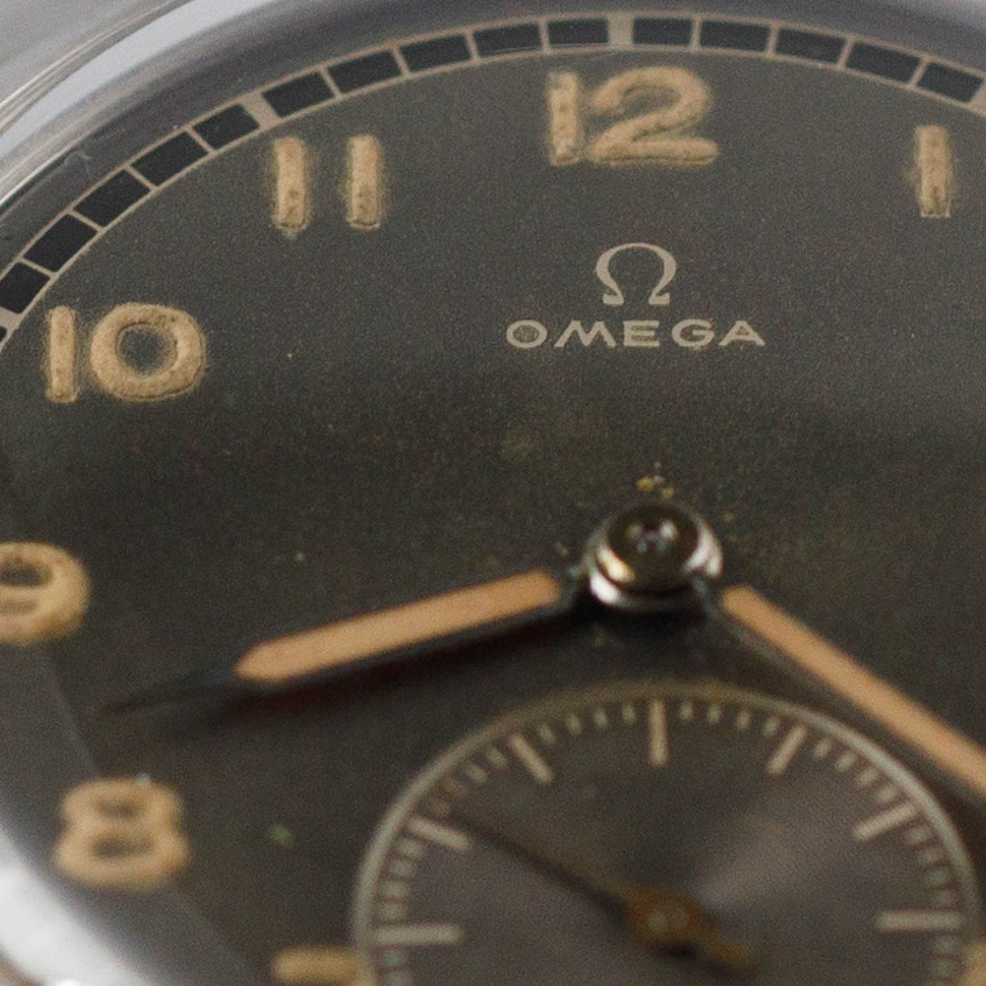 OMEGA Ref.2400 SUVERAN by Government of Sweden – TIMEANAGRAM