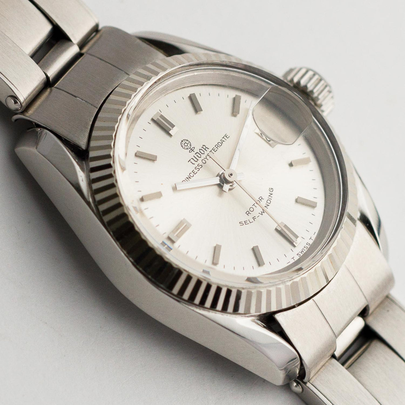 TUDOR – TIMEANAGRAM