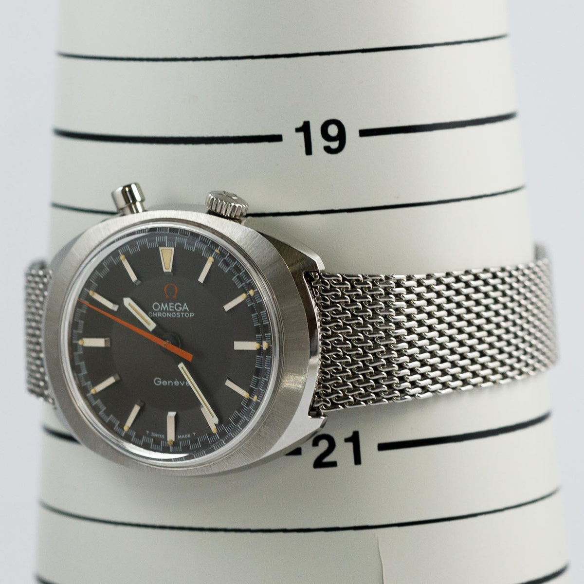 OMEGA GENEVE CHRONOSTOP Ref.145.010