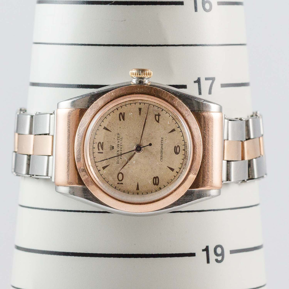 ROLEX Hooded Bubble Back Ref.3065 Gilt Index