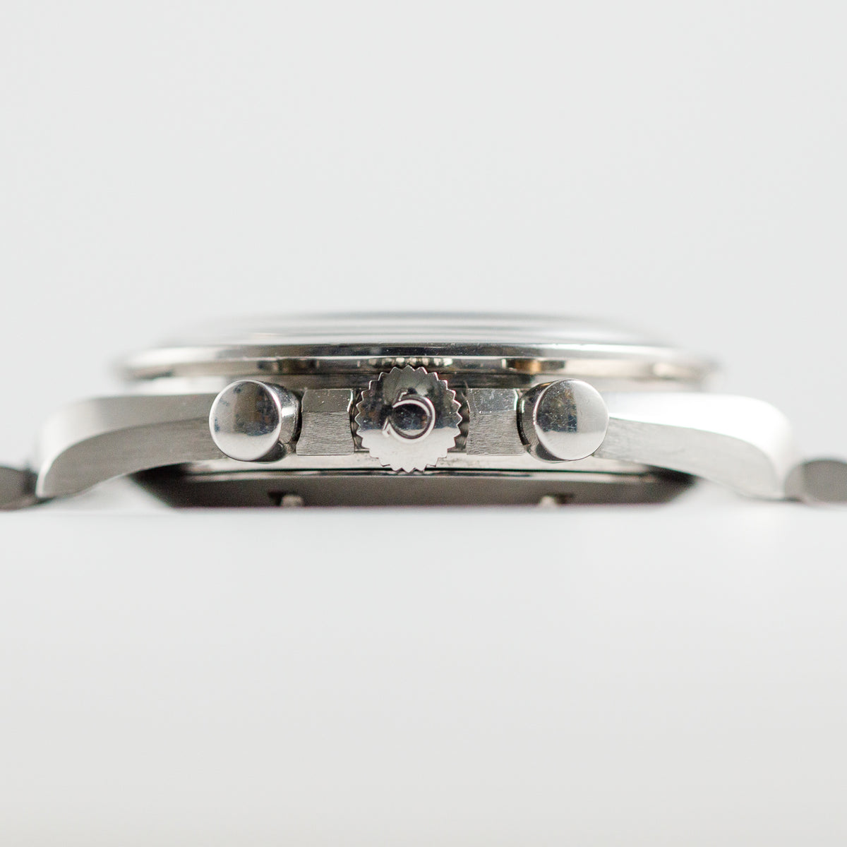 OMEGA  Speedmaster  Ref.145.022  Straight Line and “Apollo XI”