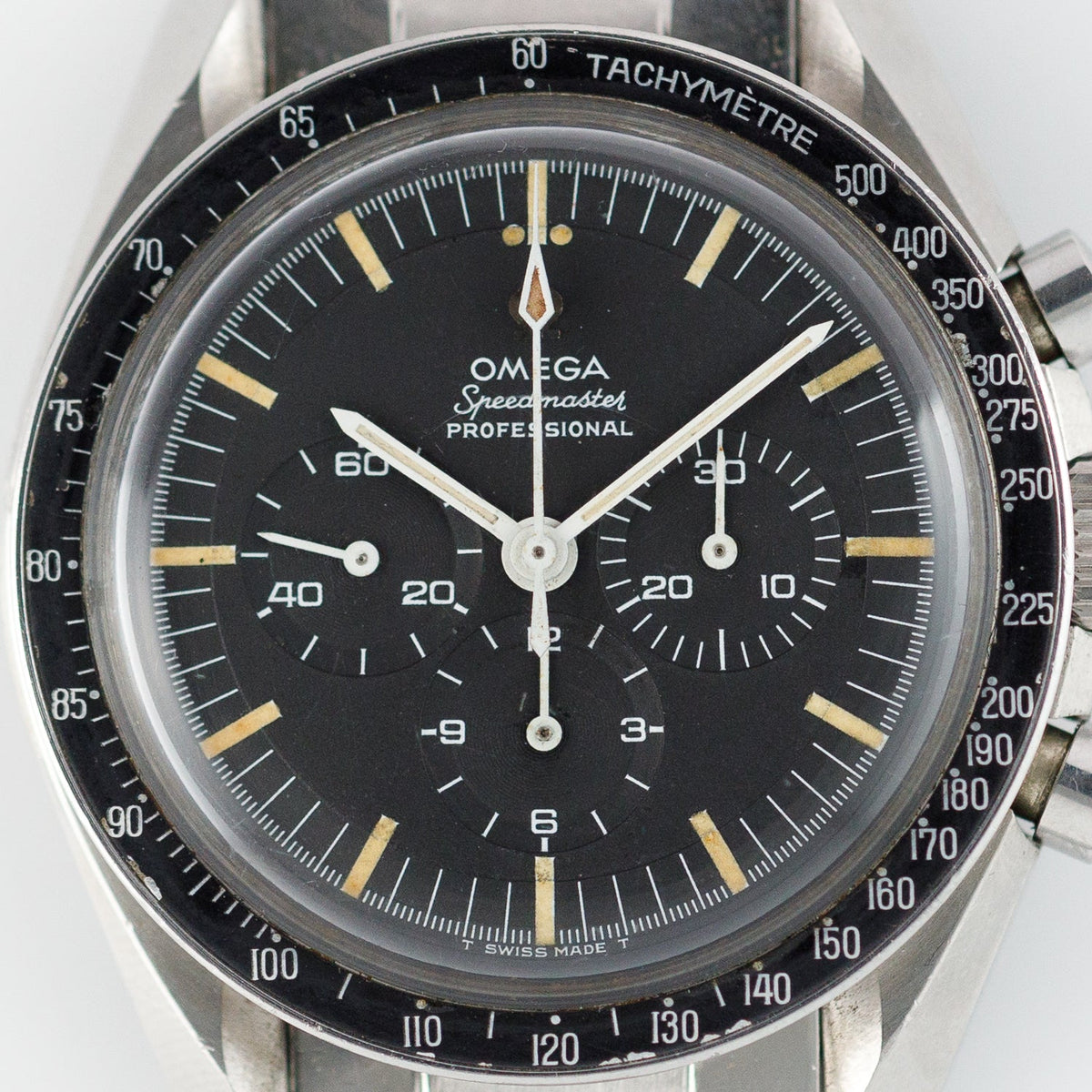 OMEGA SPEEDMASTER Ref.105.012 CB case Facet Lines On The Lugs