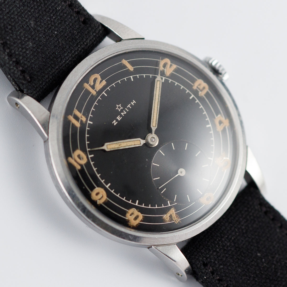 ZENITH Jumbo Case Black Gilt Dial 3 Circle line
