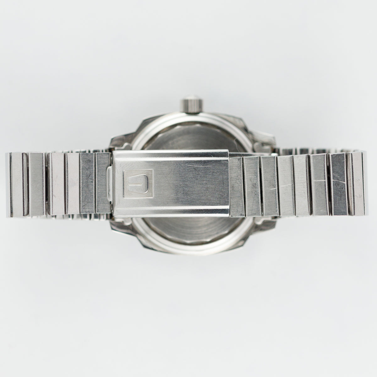 UNIVERSAL GENEVE REF.869126 with the original bracelet