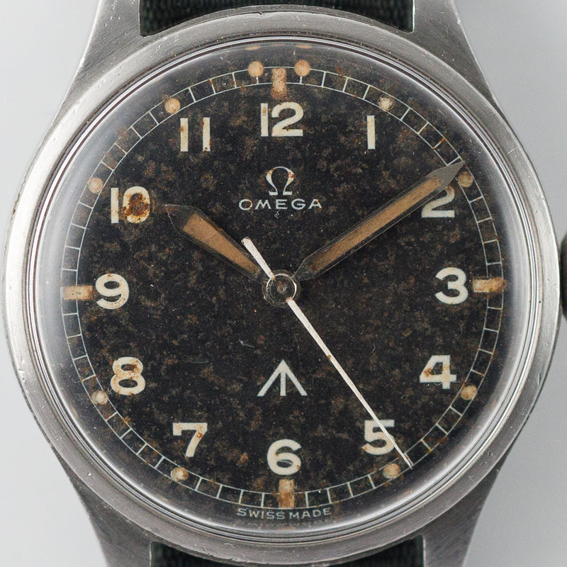 OMEGA RAF British Military  'anti-magnetic' 'Thin Arrow' Ref.CK 2777 w. Extract from the Archives