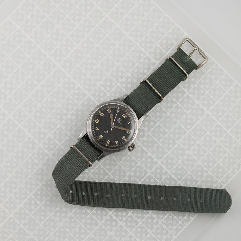 OMEGA RAF British Military  'anti-magnetic' 'Thin Arrow' Ref.CK 2777 w. Extract from the Archives