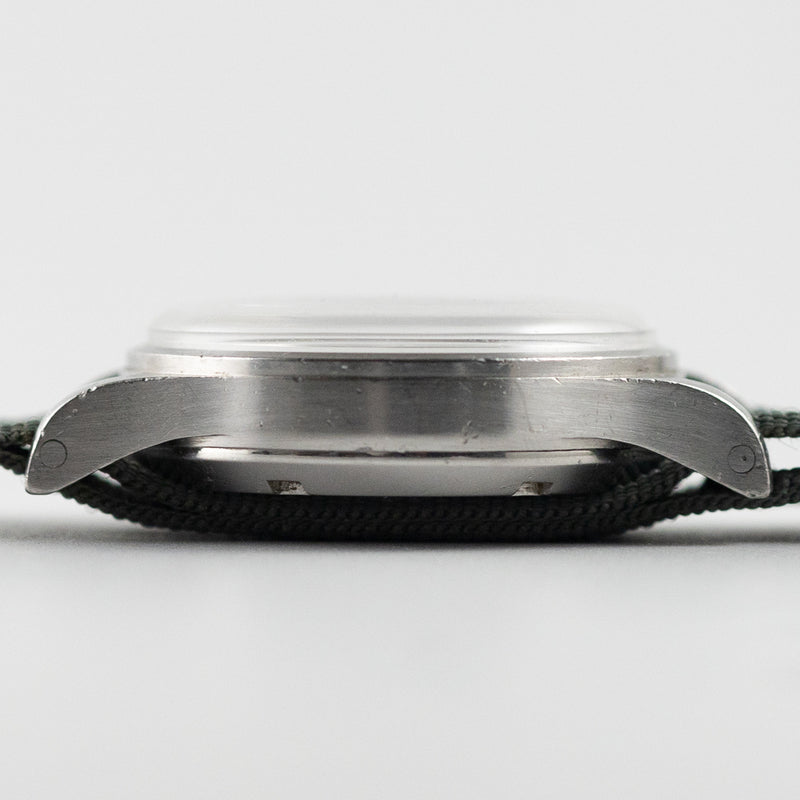 OMEGA RAF British Military  'anti-magnetic' 'Thin Arrow' Ref.CK 2777 w. Extract from the Archives