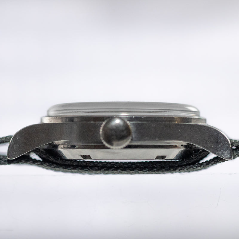 OMEGA RAF British Military  'anti-magnetic' 'Thin Arrow' Ref.CK 2777 w. Extract from the Archives